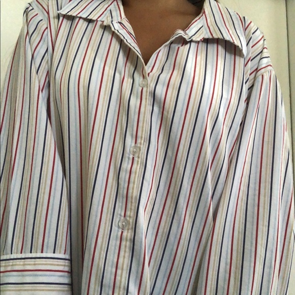 Oversized Multicolored Striped Button Up Top🔺 - Picture 6 of 7